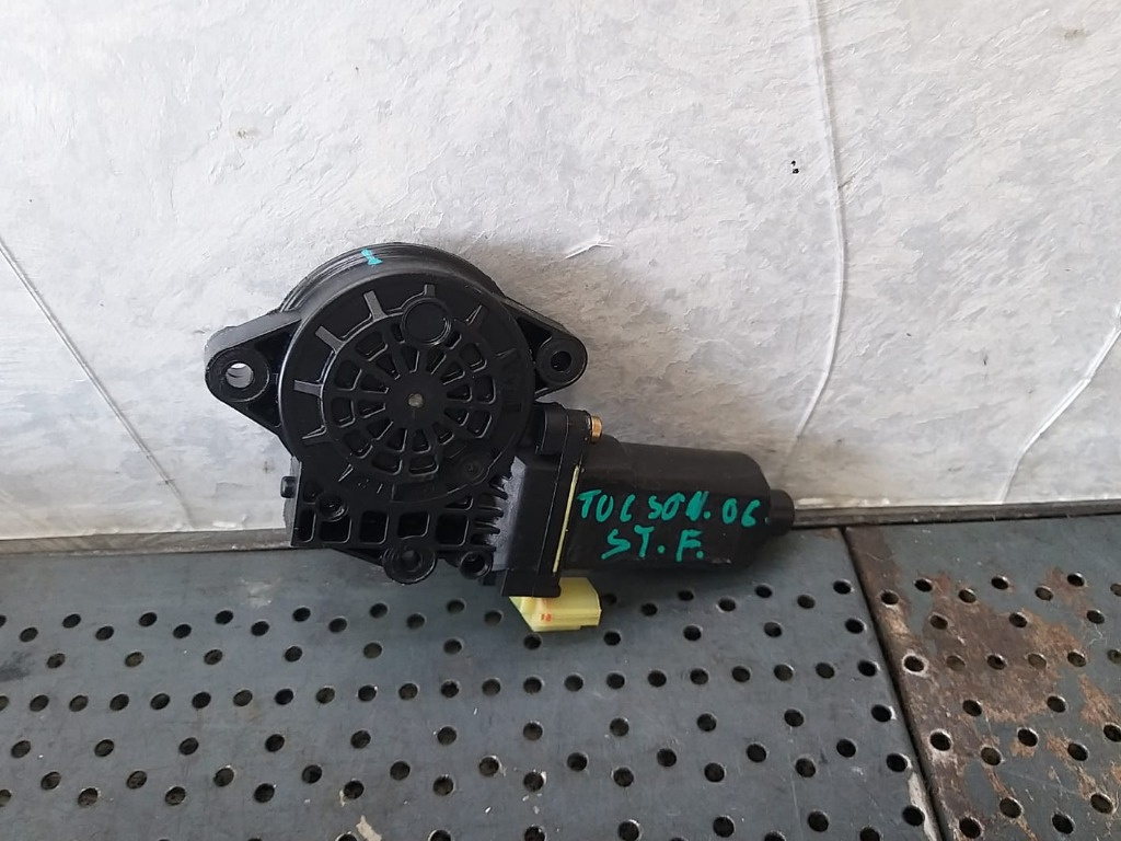 Motoras macara stanga fata hyundai tucson 2006
