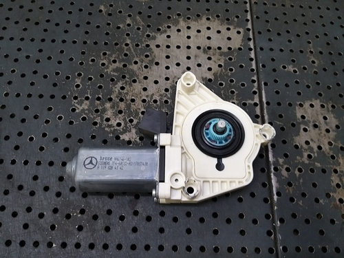 Motoras macara stanga fata mercedes a class w169 a1698204342 7746013202 996146102
