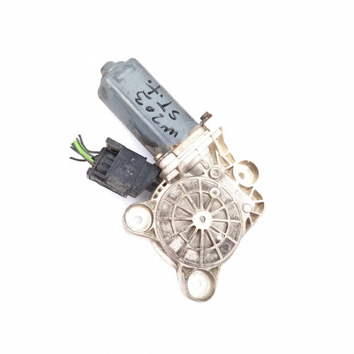 Motoras Macara Stanga Fata Mercedes-Benz C-Class (W203) 2000-2007 A2118201842, 990596101, 77460028, ...