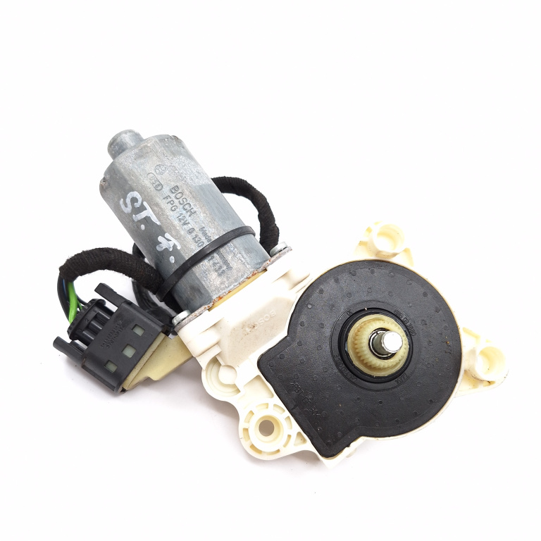 Motoras Macara Stanga,fata Mercedes-Benz CLS (C219) 2004 - 2010 Benzina 130821433