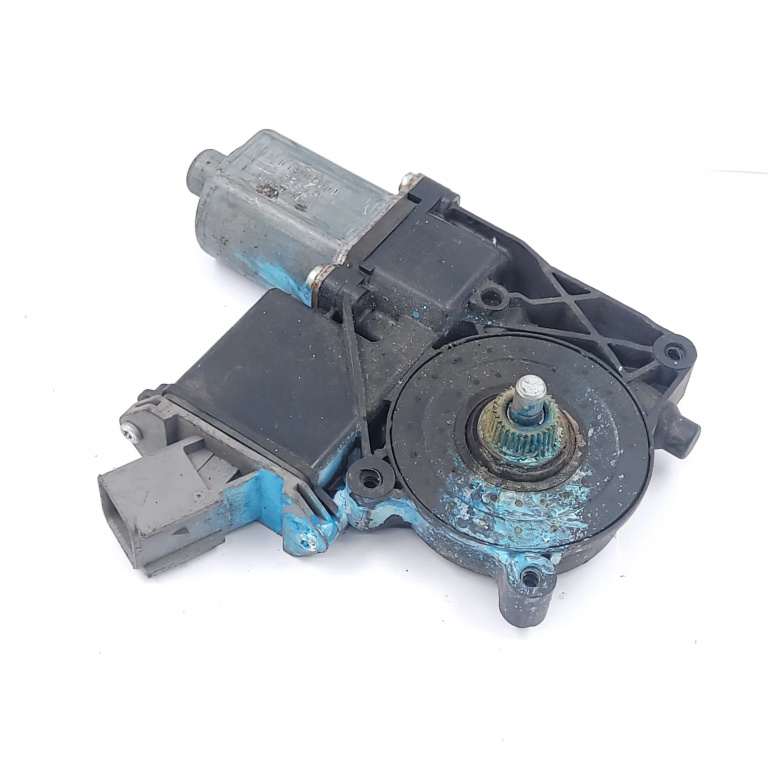 Motoras Macara Stanga,fata Opel ASTRA J 2009 - 2015 0130822410, 058FPG12V