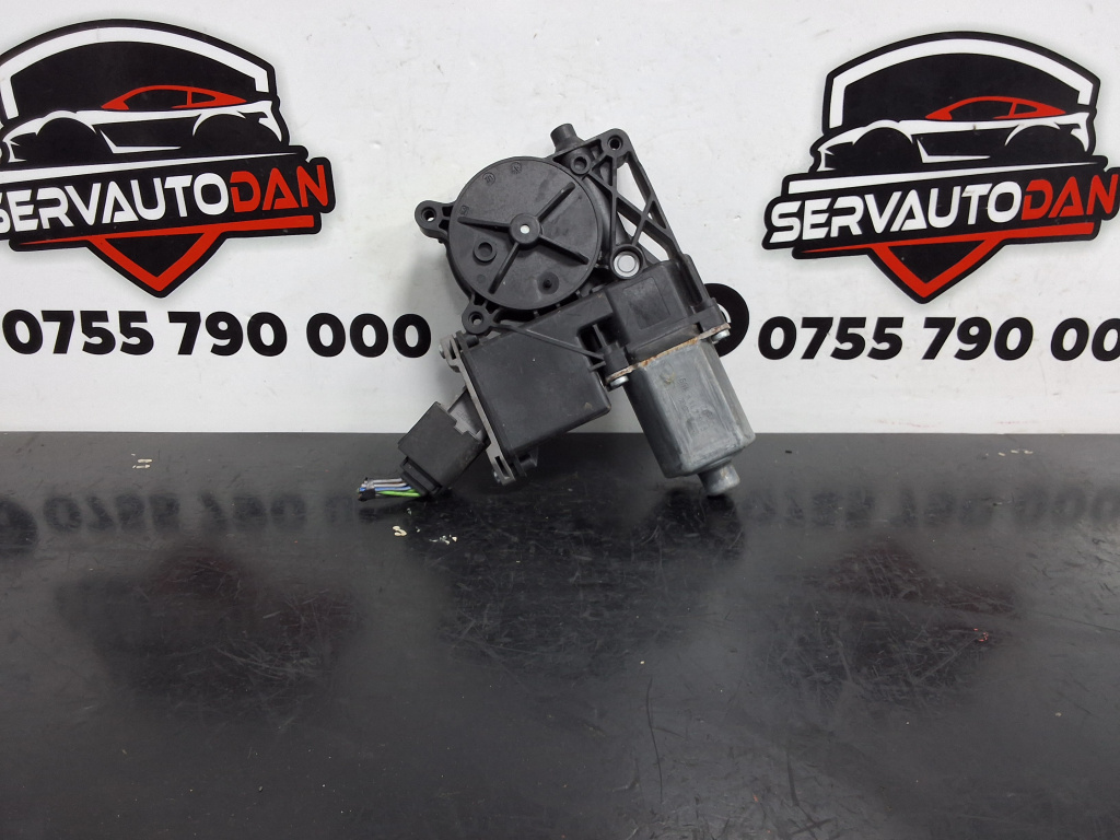 Motoras macara stanga fata Opel Insignia