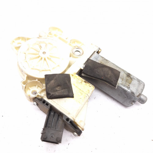 Motoras Macara Stanga,fata Opel VECTRA C 2002 - 2008 013082201, 106155102, 1137328066, 01308220101, ...