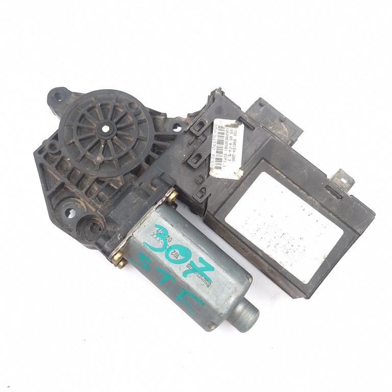 Motoras Macara Stanga,fata Peugeot 307 2001 - 2008 0130821767, 990184200, 503620030501, 990184-200, 3543W372, 102239XXX, 853684