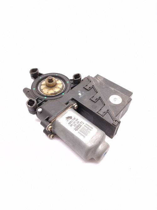 Motoras Macara Stanga Fata Skoda Fabia 1 1999-2007 601959801, 601 959 801, 400550T3, 400550D, 2K240D...