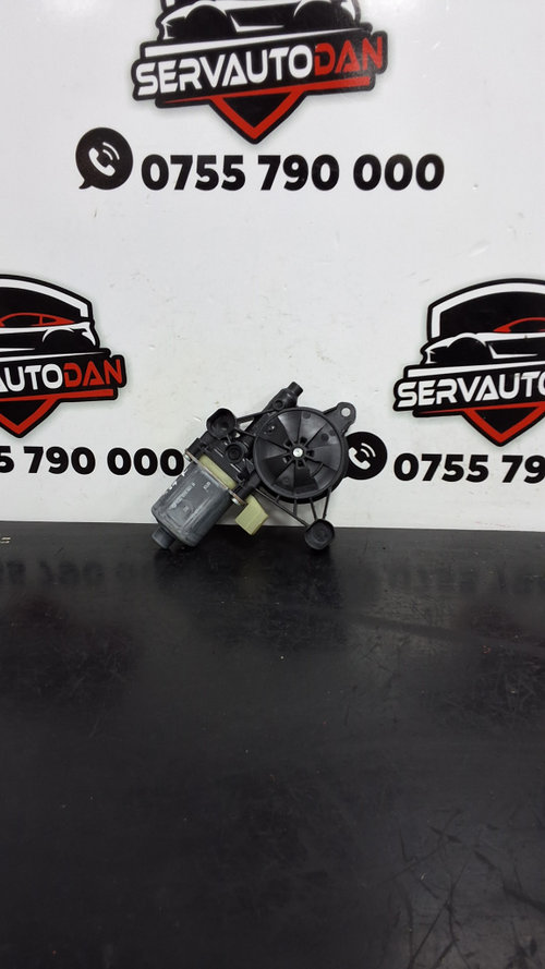 Motoras macara stanga fata Skoda Octavia 4 (2019->) 1.5 Benzina 2019, 5Q0959801B