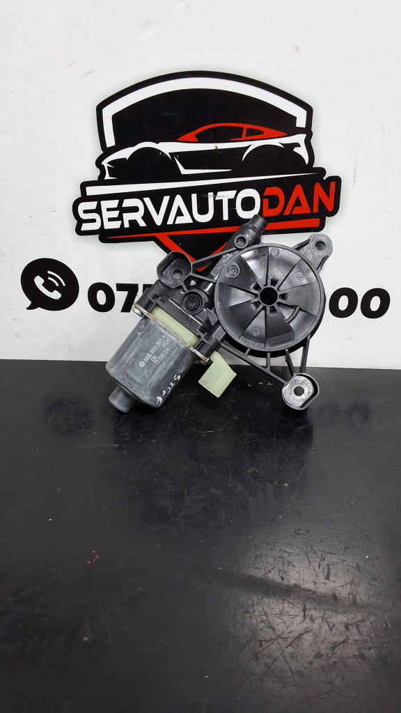 Motoras macara stanga fata Skoda Octavia 4 (2019->) 1.5 Benzina 2024, 5Q0959801A