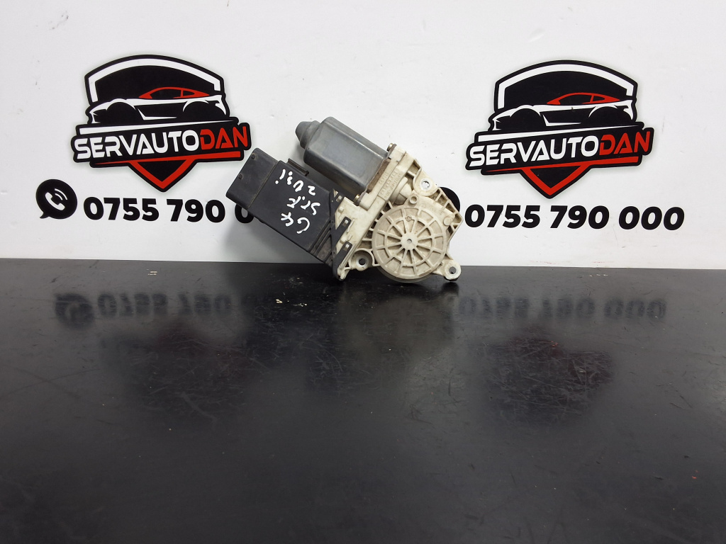 Motoras macara stanga fata Volkswagen Golf 4 (1997-2005) 1.9 Motorina 2002, 2 USI