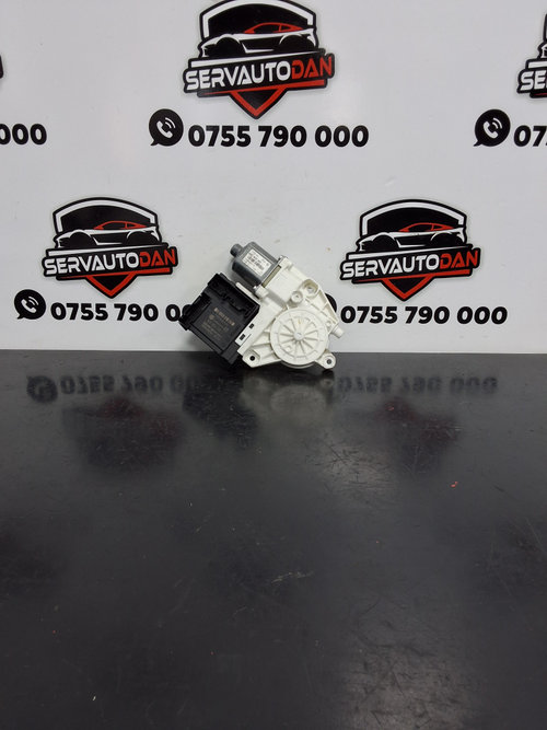 Motoras macara stanga fata Volkswagen Golf 5 Plus (2004-2008) 1.9 Motorina 2007, 5M1837401