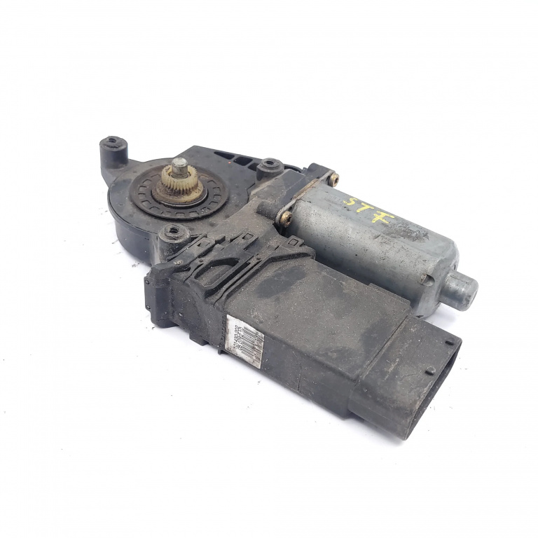 Motoras Macara Stanga,fata VW GOLF 4 1997 - 2004 101430202, 05076210, 150698, 0130821669