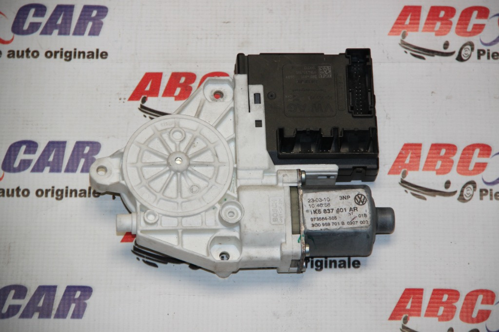 Motoras macara stanga fata VW Jetta (1K) 2005-2011 cod: 1K5837401AR