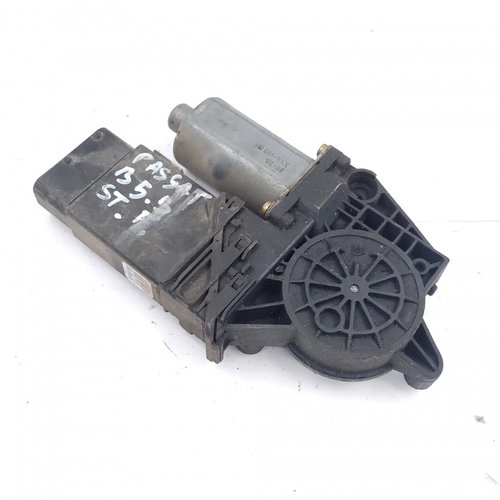 Motoras Macara Stanga,fata VW PASSAT B5, B5.5 1996 - 2005 105404301, 05074200, HW04S0004100902, 1604...