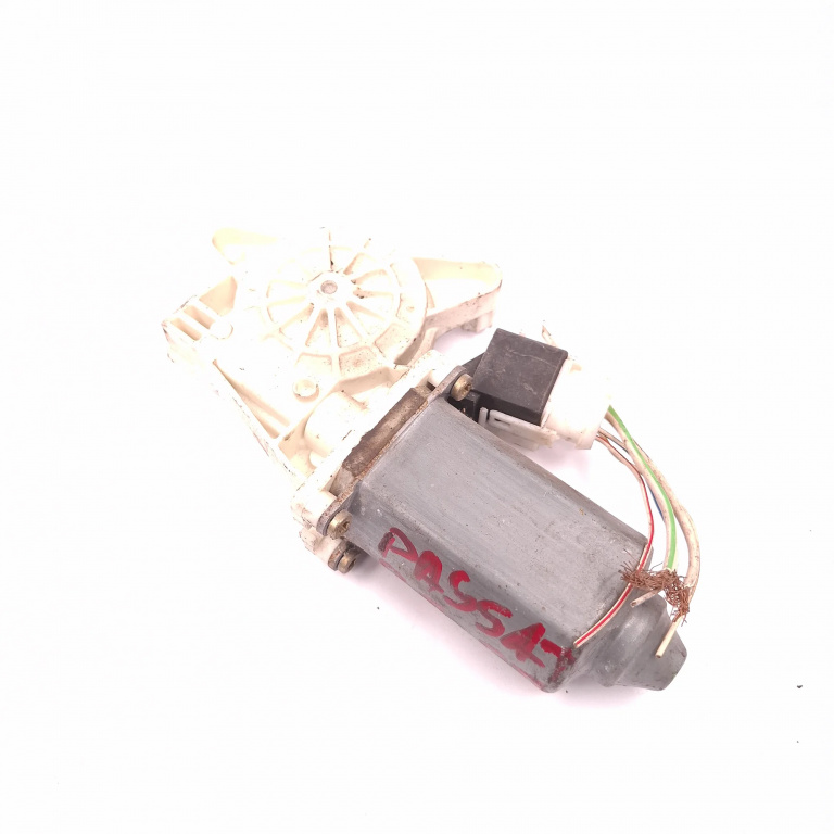 Motoras Macara Stanga Fata Vw Passat B5, B5.5 1996-2005 1J1959801, 119028103, 7743003002, 1807706, 3B1959801