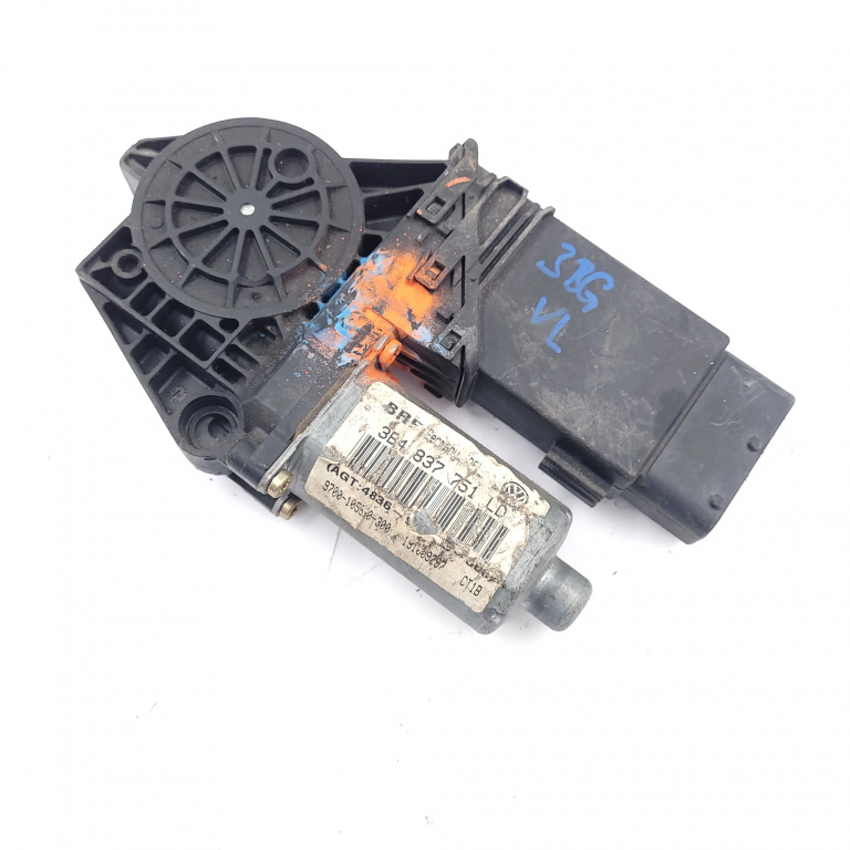 Motoras Macara Stanga,fata VW PASSAT B5, B5.5 1996 - 2005 3B4837751LD, 105404301, 970010550300, 105404-301, 05074200, H01S0001060301, 130540, 191009297, 0130821695