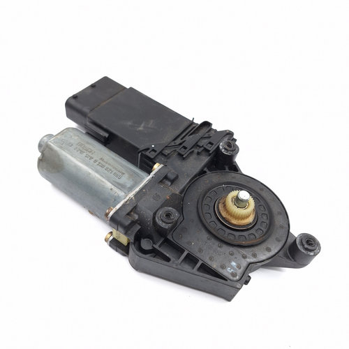 Motoras Macara Stanga,fata VW PASSAT B5, B5.5 1996 - 2005 3B4837751PD, 970005550300, 0130821695, 185...