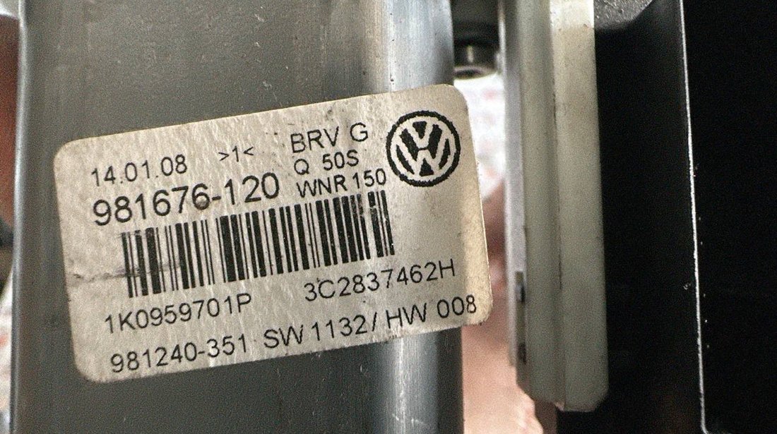 Motoras macara stanga fata VW Passat B6 Variant (3C5) 1.6 TDI 105 cai cod:1K0959701P 1K0959793L