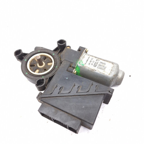 Motoras Macara Stanga Fata Vw Polo (9N, 9N3) 2002-2010 6Q1959802A, 400701T5, 400701D, Vw240Pdrsn Arv...