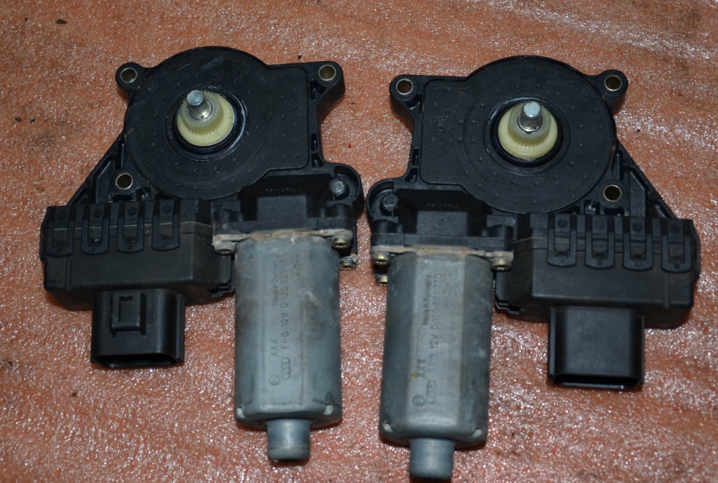 Motoras macara stanga sau dreapta fata FORD MONDEO MK 3 2000-2007