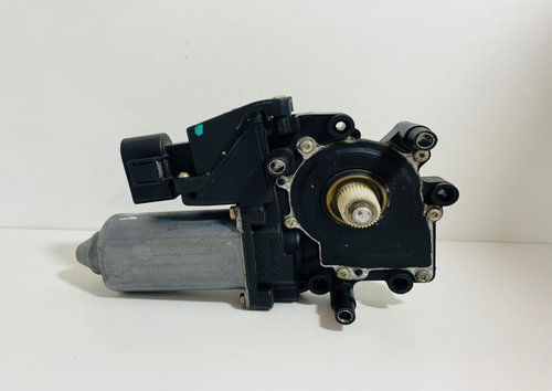 Motoras macara stanga spate 0536001402/8D0959801B Audi A4 B5 [1994 - 1999]