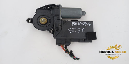 Motoras macara stanga spate 3D0959795E Volkswagen VW Touareg generatia 1 7L [2002 - 2007]