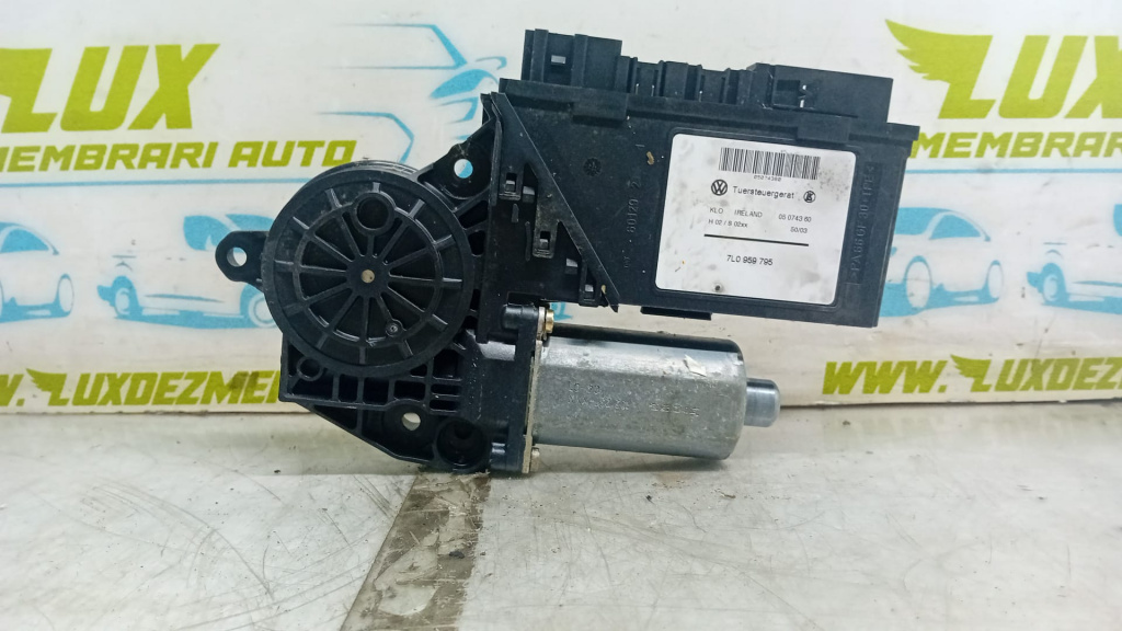 Motoras macara stanga spate 7l0959795 Porsche Cayenne 955 [2002 - 2007]