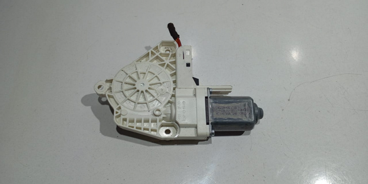 Motoras macara stanga spate 8K0959811A Audi A6 4G/C7 [2010 - 2014]