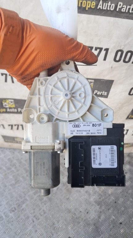 Motoras macara stanga spate Audi A3 8P an 2011 cod 8P0959801F