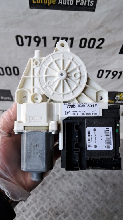 Motoras macara stanga spate Audi A3 8P an fab. 2011 cod 8P4959801F
