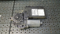 Motoras macara stanga spate audi a4 b7 8e 8e095980...