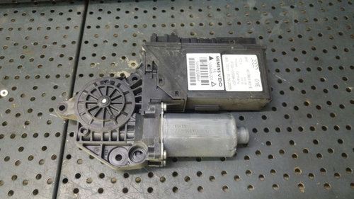 Motoras macara stanga spate audi a4 b7 8e 8e0959801e 0130821767