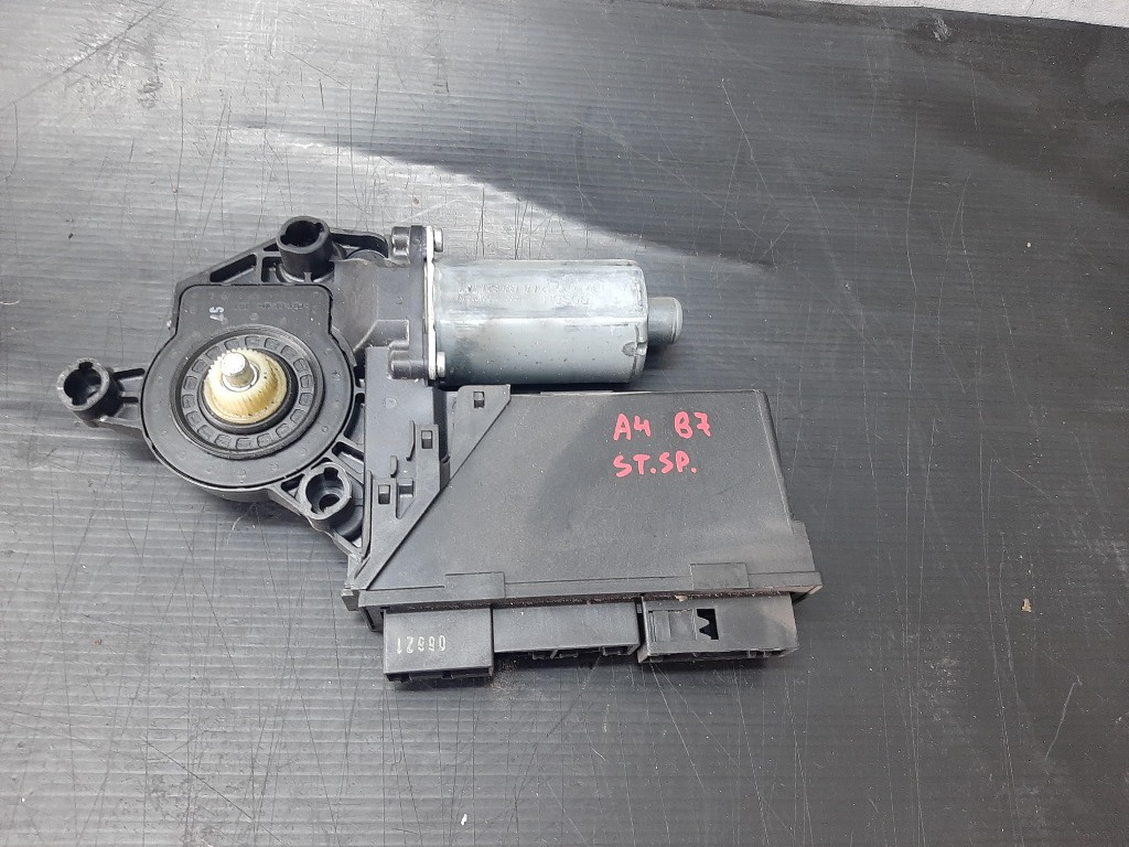 Motoras macara stanga spate audi a4 b7 8ec 8e0959801e 105848204