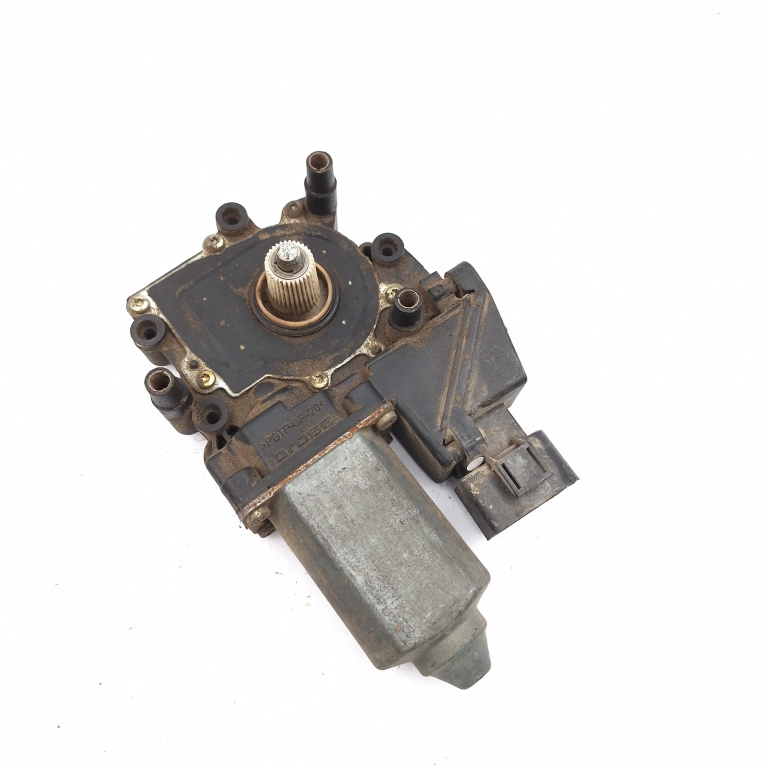 Motoras Macara Stanga,spate Audi A6 (4B, C5) 1997 - 2005 0536001401