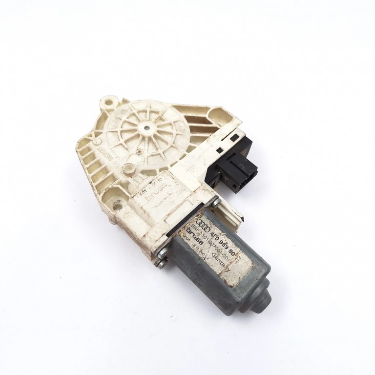 Motoras Macara Stanga,spate Audi A6 (4F, C6) 2004 - 2011 4F0959801C, 1101997001201, 0536010002, 997007200, 7746007020, 10016285