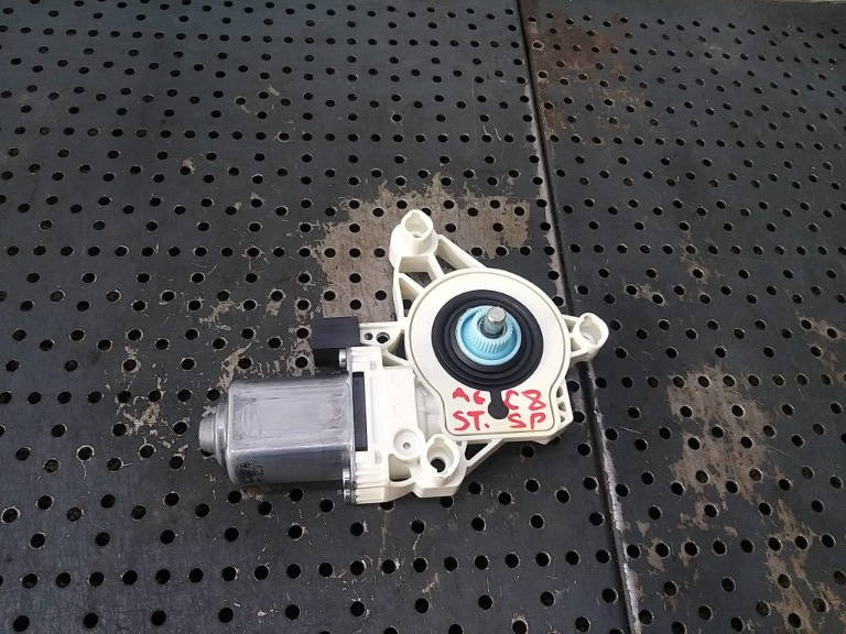 Motoras macara stanga spate audi a6 c8 4k 4k0959811