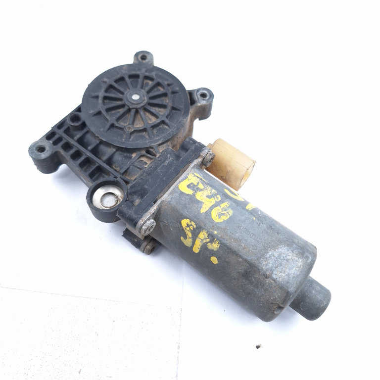 Motoras Macara Stanga,spate BMW 3 (E46) 1998 - 2007 0130821727, 67628362066