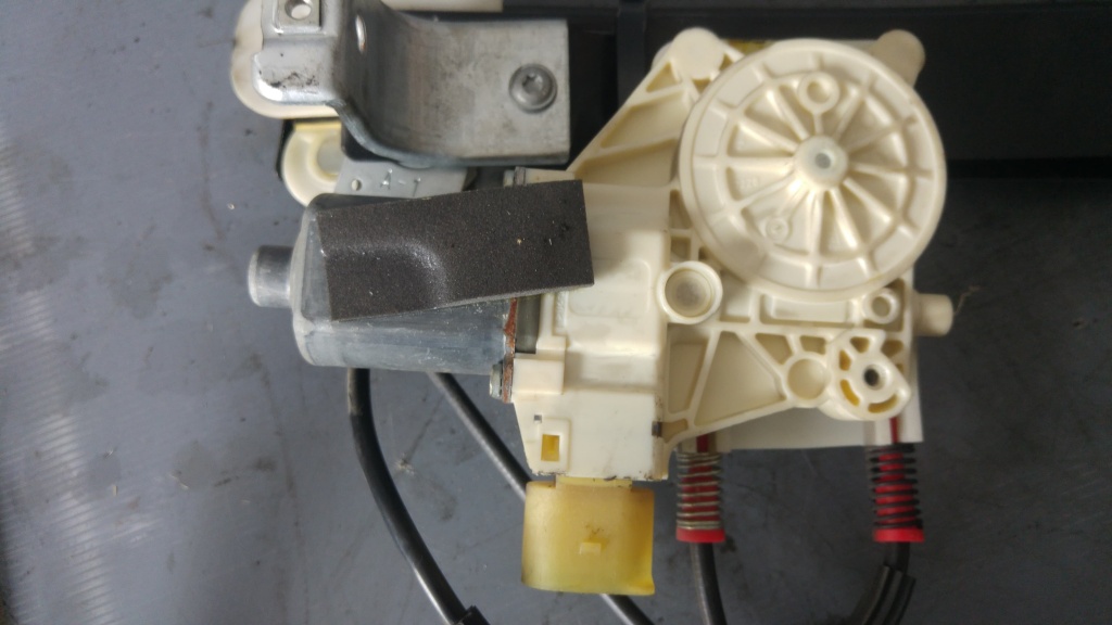 Motoras macara stanga spate ford s-max 2006-2014 130822286