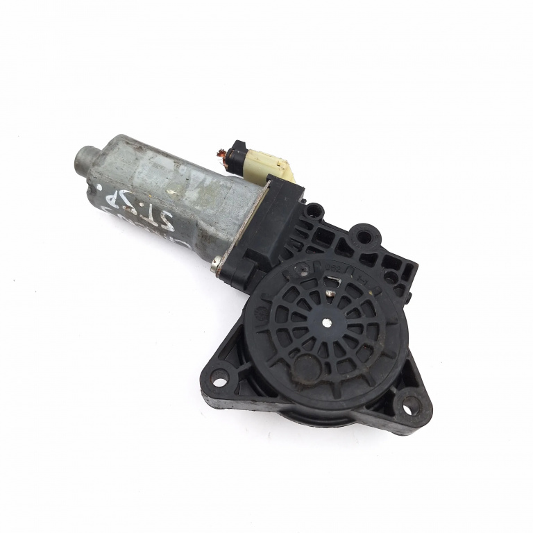 Motoras Macara Stanga,spate Kia CARENS 2 (FJ) 2002 - 2006