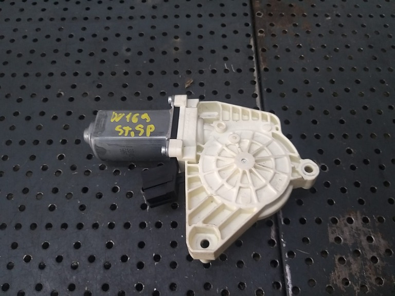 Motoras macara stanga spate mercedes a class w169 a1698204542