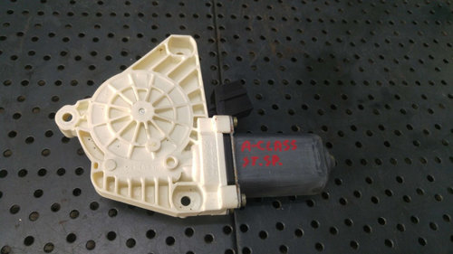 Motoras macara stanga spate mercedes a class w169 a1698201942 996148101