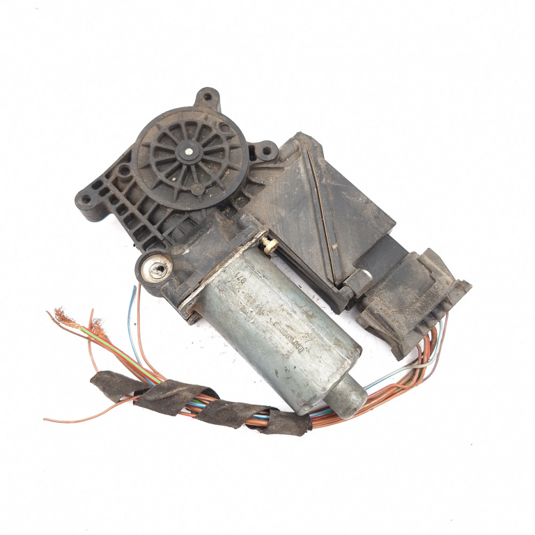 Motoras Macara Stanga,spate Mercedes-Benz A-CLASS (W168) 1997 - 2004 0130821699, 0 130 821 699, 114898XXX, 114 898 XXX, 119831300, 119 831 300, 05073102, 05 0731 02, 041199, 102300