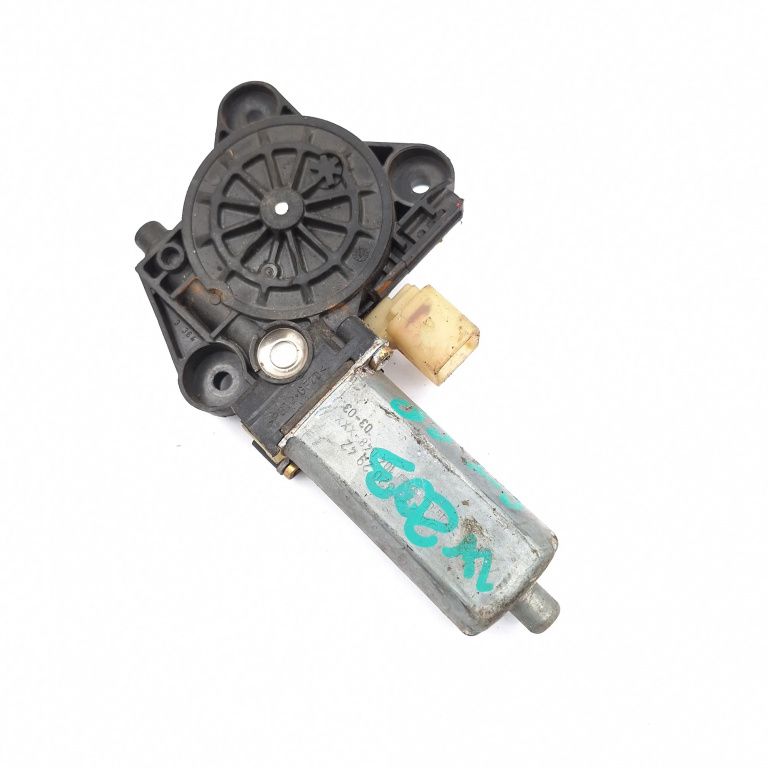 Motoras Macara Stanga,spate Mercedes-Benz C-CLASS (W203) 2000 - 2007 A2037300146, A 203 730 01 46, A2038202942, A 203 820 29 42, 0130822008, 0 130 822 008, 104048XXX, 104 048 XXX
