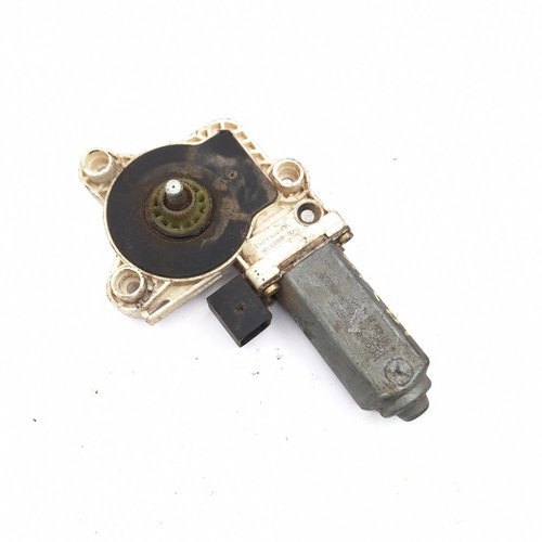 Motoras Macara Stanga Spate Mercedes-Benz E-Class (W211) 2002-2009 A2118202342, 0536009002 Brose, Si...