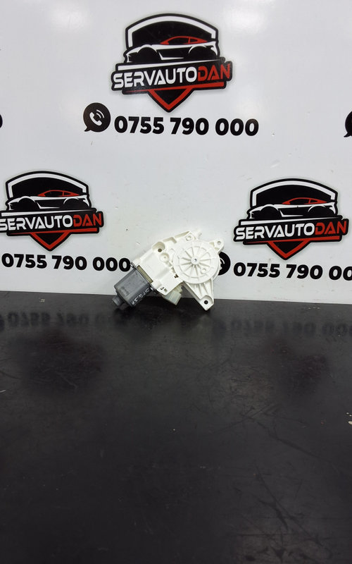 Motoras macara stanga spate Mercedes-Benz GL (2013-2019) [x166] 3.0 Motorina 2013, A1669060501