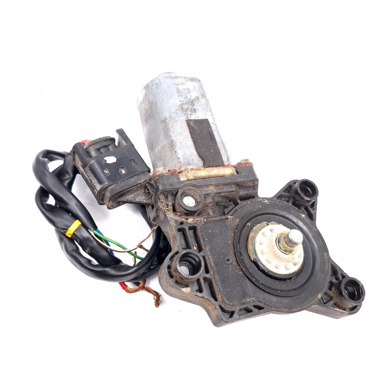 Motoras Macara Stanga,spate Mercedes-Benz S-CLASS (W220) 1998 - 2005 0536004902