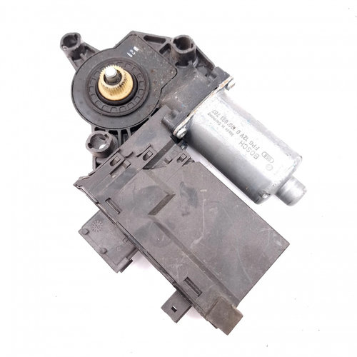 Motoras Macara Stanga,spate Peugeot 307 2001 - 2008 0130821767, 102239XXX, 5512000177