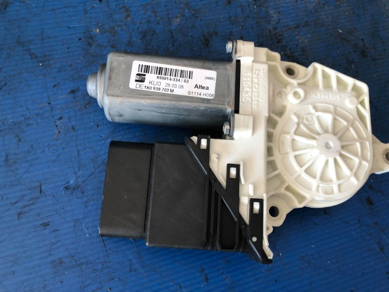 Motoras macara stanga spate seat altea 1k0959703m