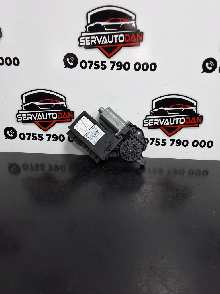 Motoras macara stanga spate Seat Exeo (2008-2013) 2.0 Motorina 2012, 8E0959801E