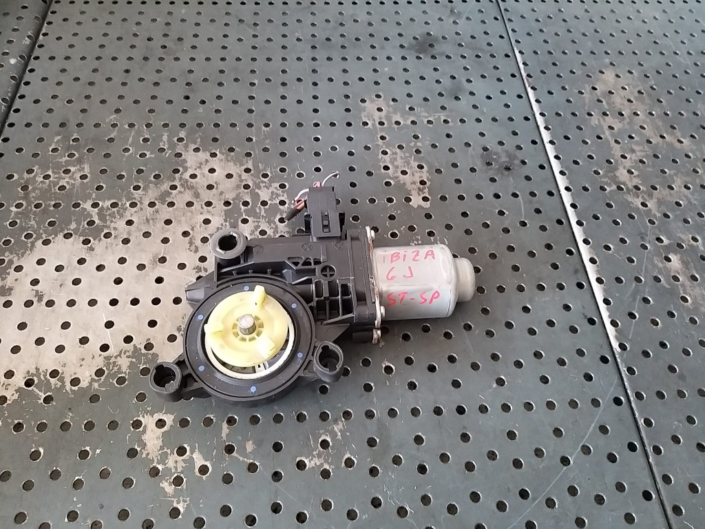 Motoras macara stanga spate seat ibiza 6j 6r0959811d