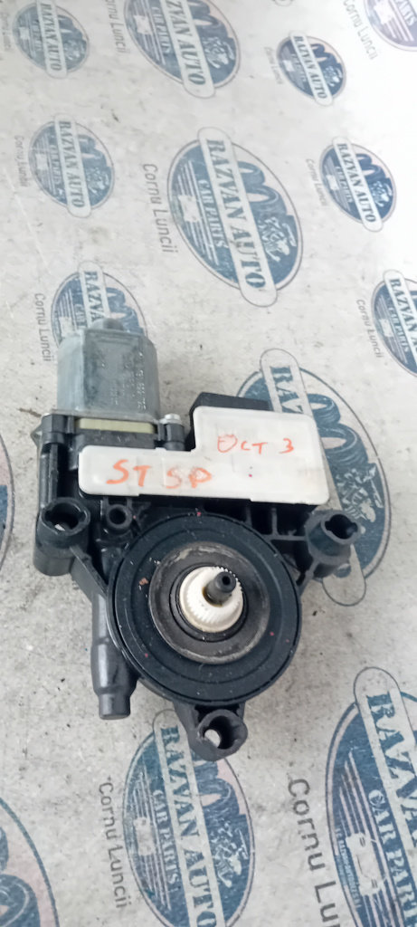 Motoras macara stanga spate Skoda Octavia 3 2015, 5Q0959811A