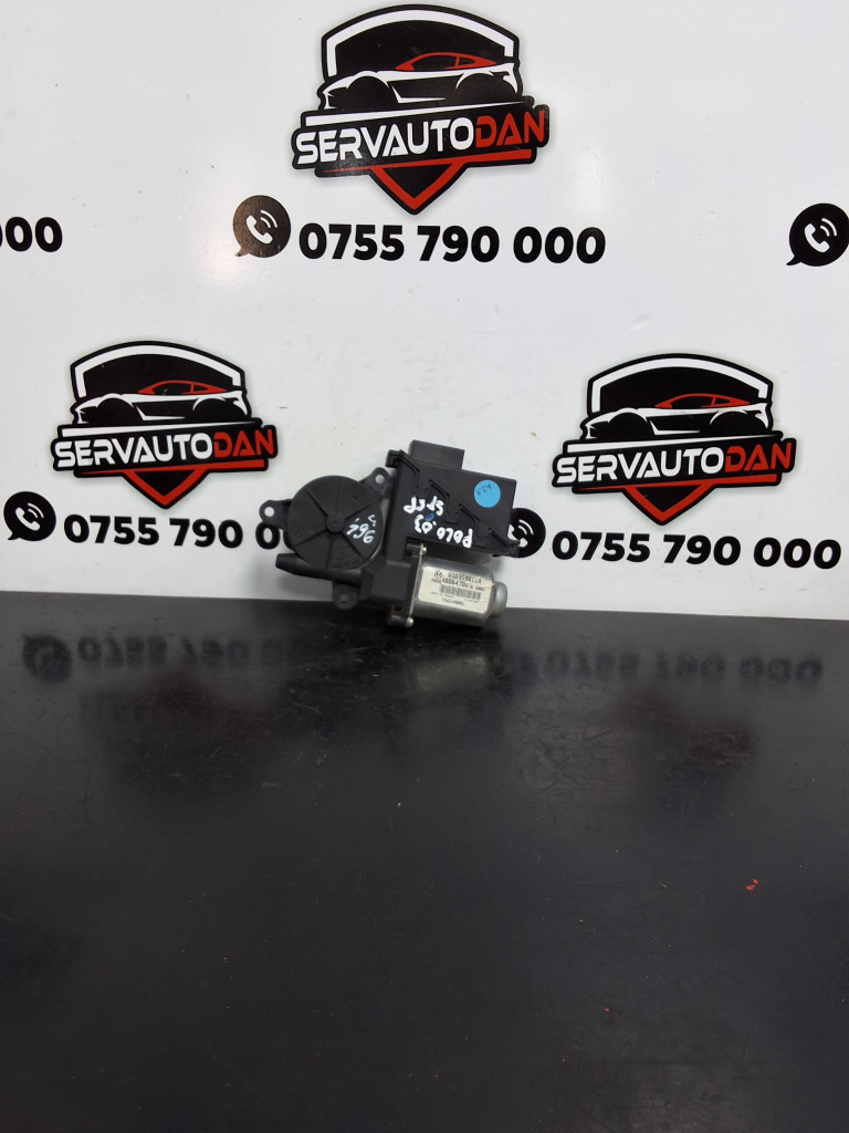 Motoras macara stanga spate Volkswagen Polo 4 (2001-2005) 1.4 Motorina 2002, 6Q0959811A